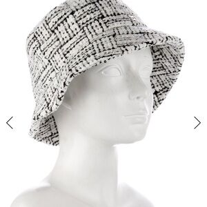 CHANEL Stylish Black and White Women's Bucket Hat